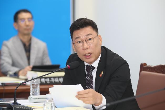 제주특별법에 의견도 못 내는 교육감…제도 개선 17년째 '제자리'