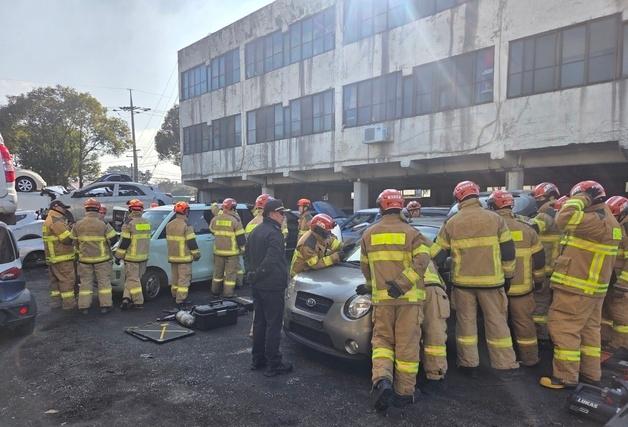 제주소방, 설 연휴 교통사고 대비 특별구조훈련