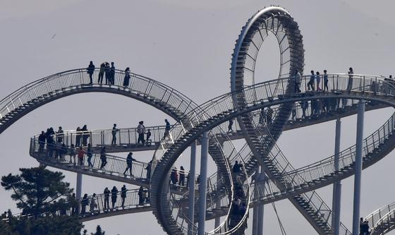 설 연휴 보내는 귀성객들