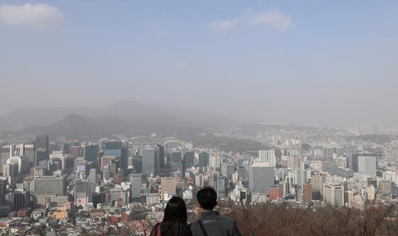 올해 첫 미세먼지 경보 발령