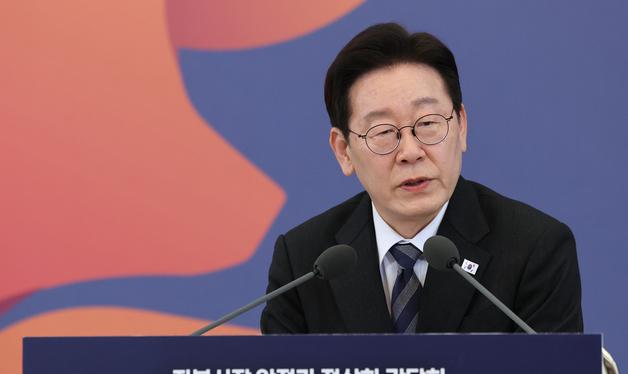 자본시장 정상화 간담회 발언하는 이재명 대통령