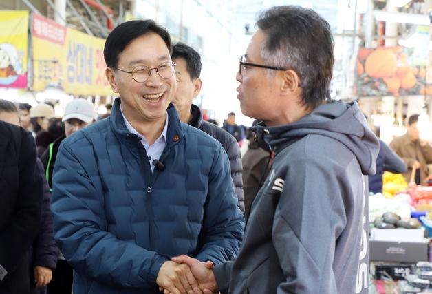 위성곤 "임계점 도달한 제주경제, 생활금융 대폭 개선하겠다"