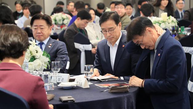 문대림 측 '오영훈 비판 문자' 유포 파장…"즉각 후보 사퇴해야"(종합)