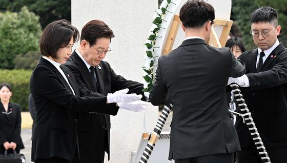 [속보] 李대통령 "4·3 희생자 신원확인 최선…유족회 지원법 추진"