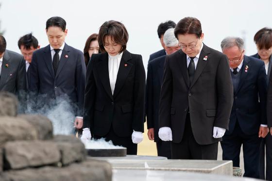 [속보] 李대통령 "4·3 사건 진압 공로 서훈 취소 근거 마련"