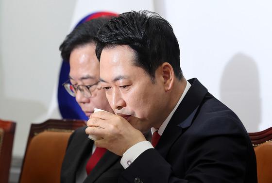 김용태 "제주 ⅓은 후보도 못 내, 국힘 후보 다 흰색…장동혁, 그런데도 이혁재를?"