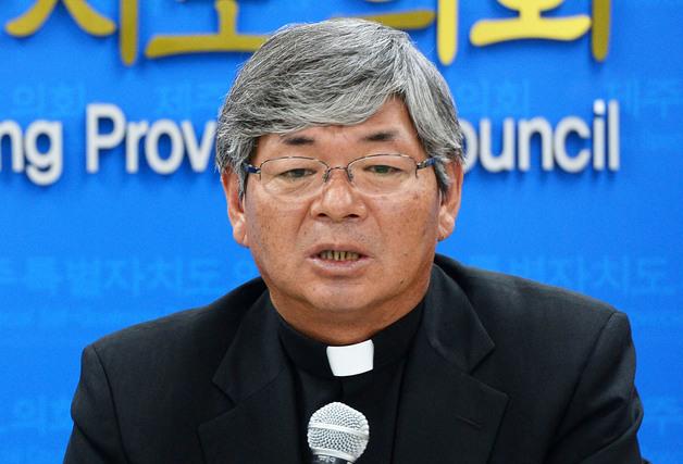 제주4·3평화재단 임추위, 신임 이사장 후보에 임문철 신부 추천