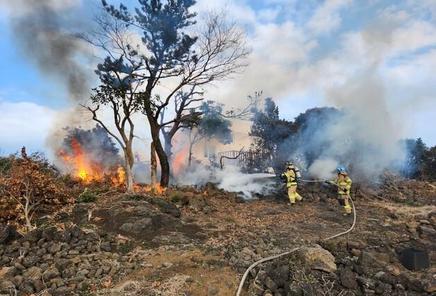 제주소방, 봄철 들불 주의보…사고 38% 3~5월 발생