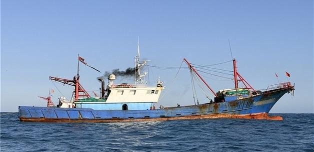 제주해경, 비밀창고에 어획물 숨긴 중국 어선들 나포