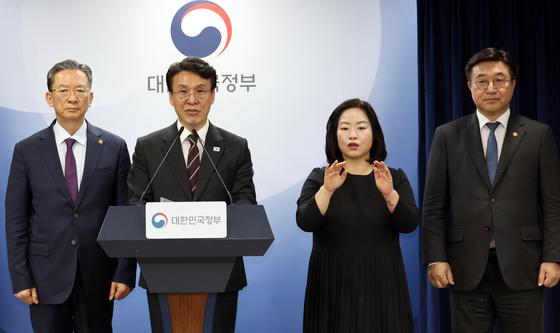 김민석 총리 '공정한 지방선거 위해 총력 대응'