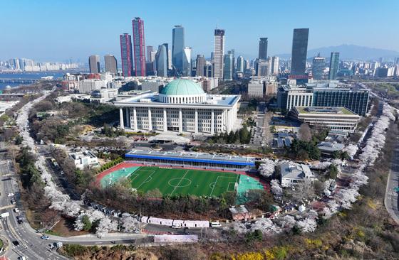 식목일 앞두고 내륙 최대 80㎜·수도권 40㎜ 봄비…미세먼지 해소