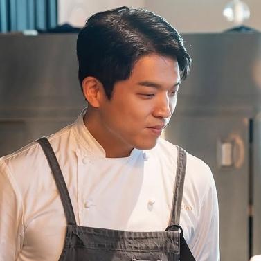 안성재 모수, 10만 원 싼 와인 바꿔치기 후 "손님이 용서" 사과문 역풍