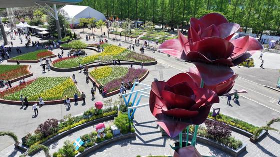 '꽃 보러 왔어요'