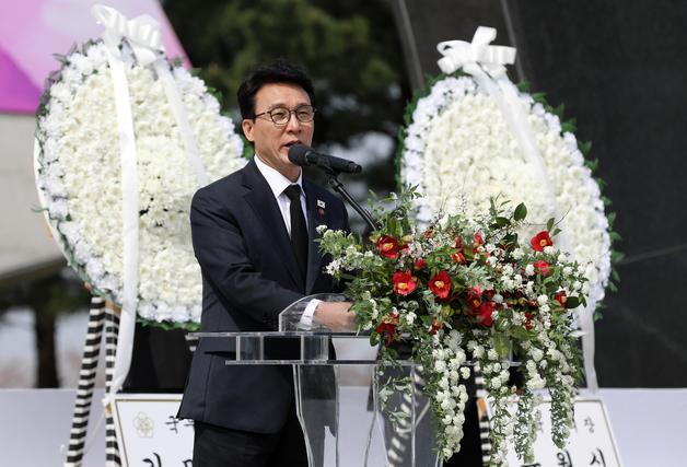 金총리 "제주 4·3의 진실 낱낱이 규명…결코 작별하지 않겠다"