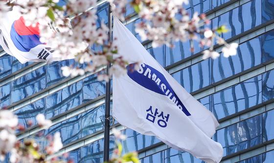 역대급 실적으로 봄날 맞은 삼성전자