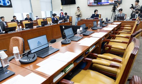 국회 과방위 국민의힘, TBS 예산 포함된 추경안 불참