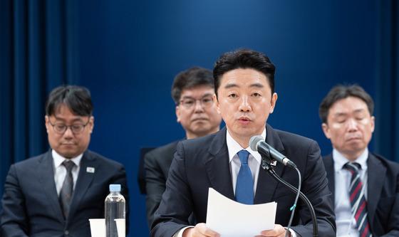 강훈식 "중동3개국 출국…원유 확보 협의"