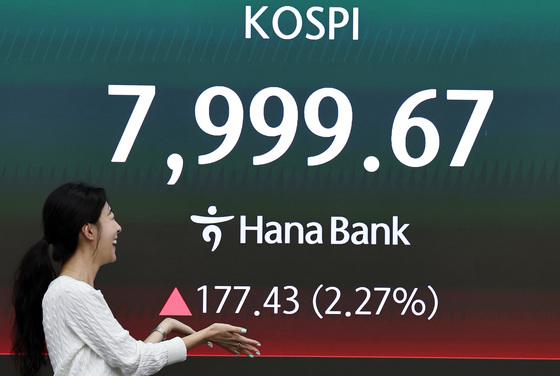 "집 사면 벼락 거지"…'91억 계좌 인증' 의사, 주식 예찬·부동산 저격 시끌