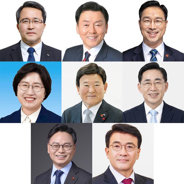 제주도지사·교육감-서귀포 국회의원 주자 8명 모두 후보 등록