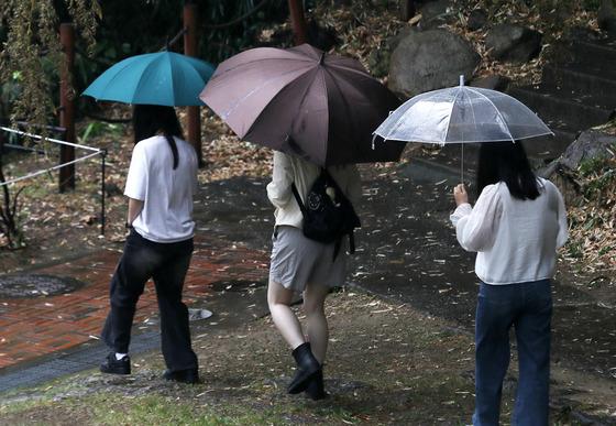 제주·남부 하루새 120㎜ 넘는 '물폭탄'…시간당 20㎜ 넘긴 곳도