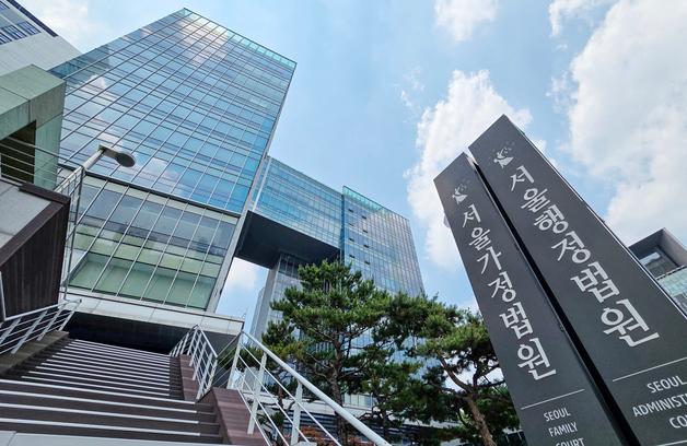 모더나 접종 12일 만에 숨진 예비교사…법원 "정부가 보상해야"