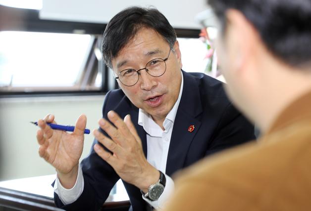 제주도정 실질채무 2조8579억…위성곤 인수위 "빚잔치 직면"