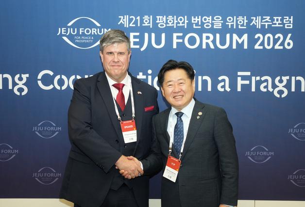 오영훈 제주지사, 캐나다·인도네시아와 에너지 협력 방안 모색