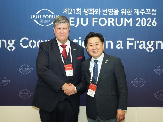 오영훈 제주지사, 캐나다·인도네시아와 에너지 협력 방안 모색