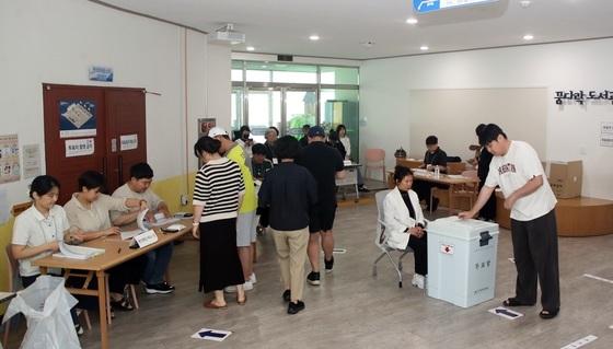 [투표율] 제주 오전 9시 7.5%…직전 지선보다 0.4%p↑