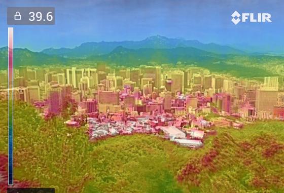 한낮 39.2도 체감 38도 찜통…내일도 체감 35도 폭염·열대야 '이중고'(종합)
