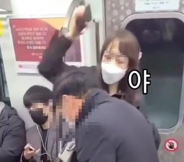60대 남성 머리 휴대전화로 '퍽퍽'…끝까지 오리발 내민 '4호선 폭행녀' [영상]