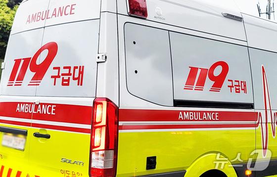 제주공항 정류장서 쓰러진 50대, 시민 도움으로 목숨 구해
