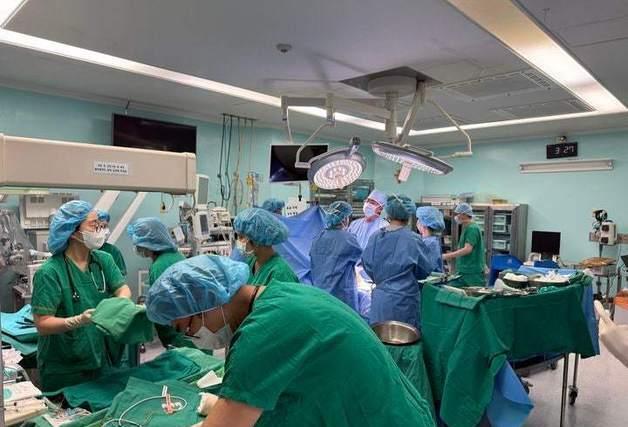 제주서 헬기 탄 임신 27주 산모…대구서 '세쌍둥이' 무사 출산