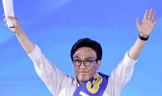 김민석 '수도권 민심 잡았다'