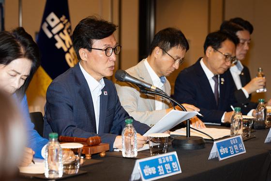 김민석 지시로 與경찰개혁추진단, '제주 사건' 현장 방문(종합)