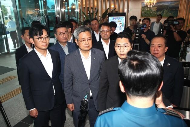 국힘 대표단, 제주경찰청과 충돌…"청장 면담 왜 공개 안 하냐"