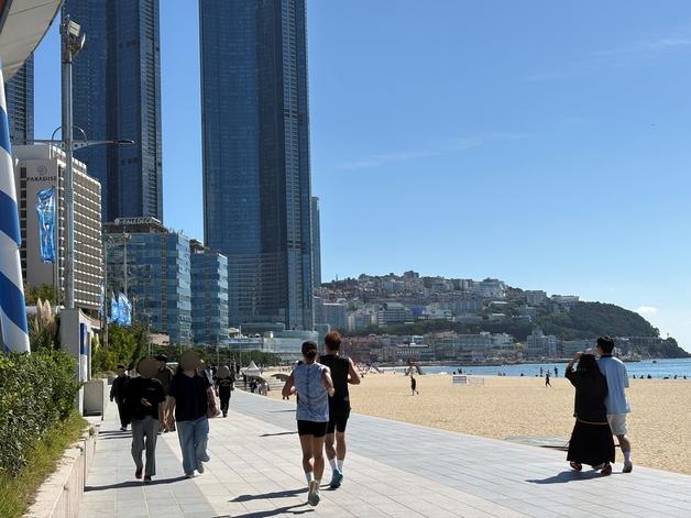 늦더위 물러간 주 전국 관광지 '북적'…성큼 다가온 초가을(종합)