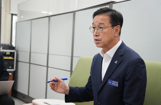 제주 제2공항 갈등조정협 운영안 '보류'…위성곤 "더 적극 노력"