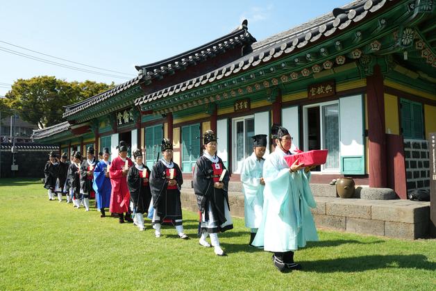 제주 3개 향교서 석전대제…공자 등 성현 가르침 되새겨