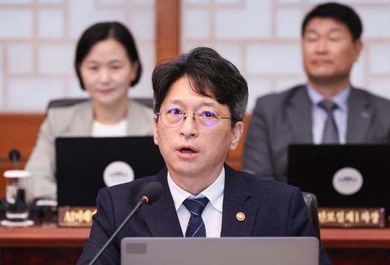 홍지선 국토부 장관 "제주 제2공항, 도민 의견 가장 중요"