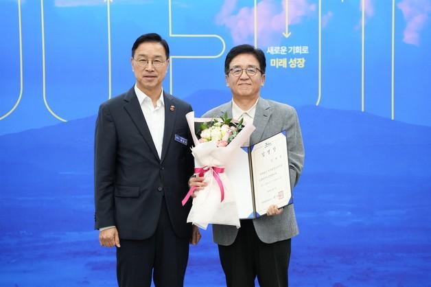 제주평생교육장학진흥원장에 김대영 전 제주일보 편집국장