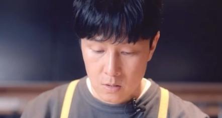 '성매매 합법화' 주장했던 김동완 "그때의 나, 쥐어패고 싶다"…또 무슨 일?