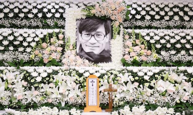 '국민배우' 서울성모병원에 마련된 故 안성기씨 빈소